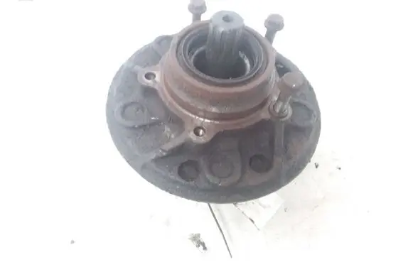 Land Rover Discovery Front wheel hub