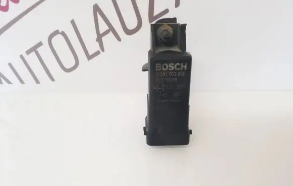 Renault Trafic III (X82) Glow plug pre-heat relay 8200798585 0281003050