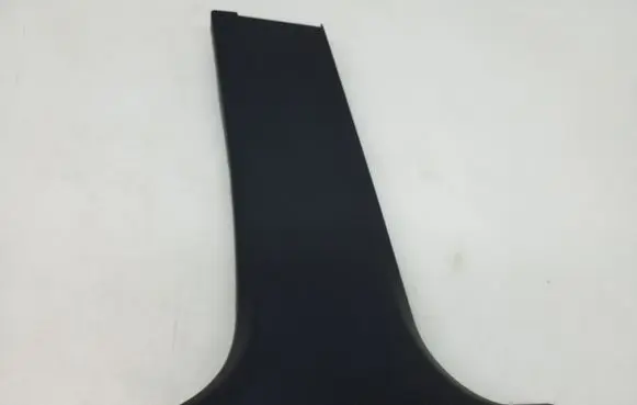 (B) pillar trim (bottom)