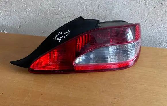 Peugeot 406 Rear/tail lights 6351J2