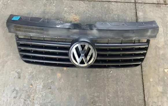 Volkswagen T-Cross Front bumper upper radiator grill 