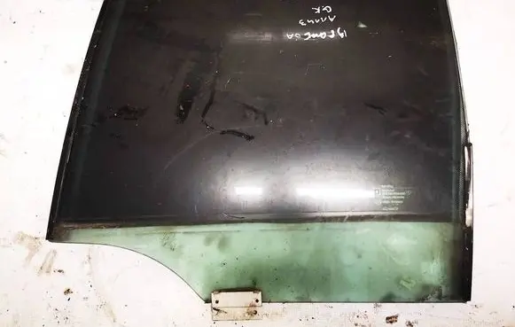 Opel Omega B1 Rear door window glass as2