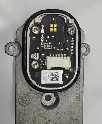Volkswagen Tiguan LED ballast control module G143085 0TH20000 08200