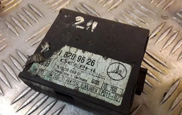 Mercedes-Benz E W211 Alarm control unit/module A2118209626 2118209626