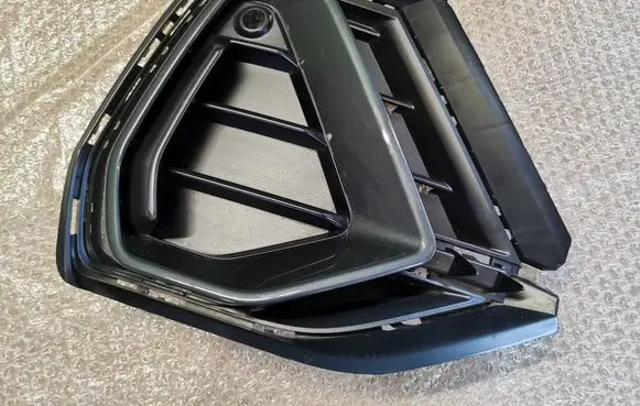 Audi Q3 F3 Front bumper lower grill 83A807682D