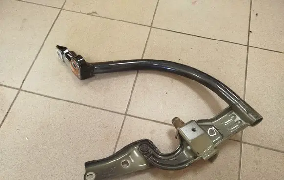 Volkswagen PASSAT B8 Tailgate/trunk/boot hinge 3G5827302A