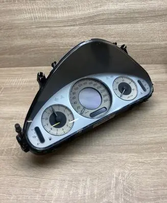 Mercedes-Benz E W211 Speedometer (instrument cluster) A2115400948 110080330