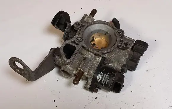 Renault Twingo I Throttle body valve 