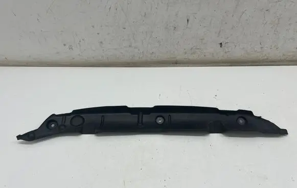 Audi Q3 F3 Fender end trim 83A821112