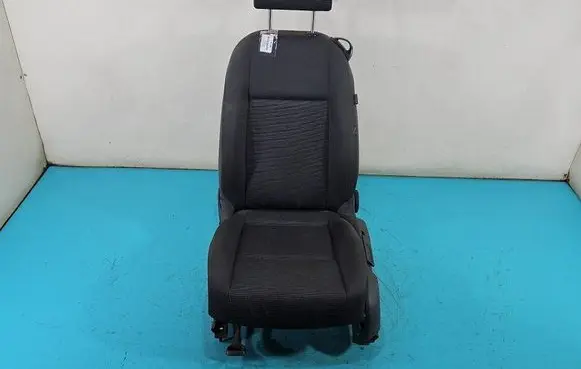 Volkswagen Golf V Front driver seat IMPRK1497680