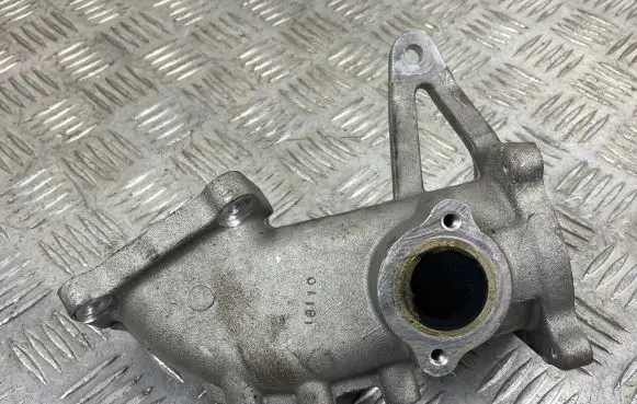 SsangYong Rexton Other engine bay part A6711410604