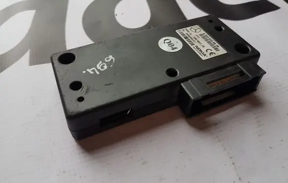 Mercedes-Benz E W212 Phone control unit/module A2038209926 2038209926