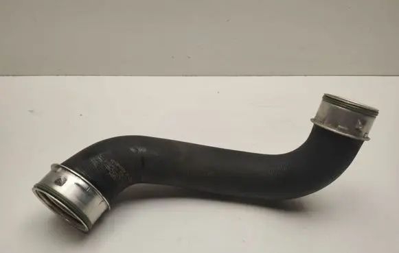 Porsche Macan (95B) Intercooler hose/pipe 95B145834