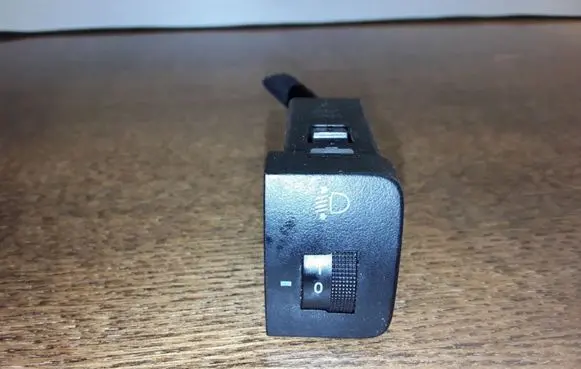 Hyundai Tucson JM Headlight level height control switch 937602E900