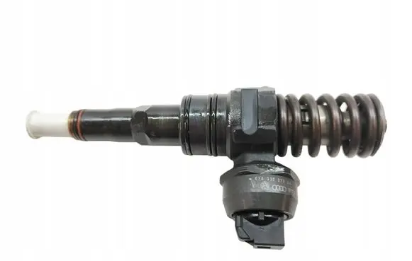 Audi A4 S4 B6 8E 8H Fuel injector 038130073AJ