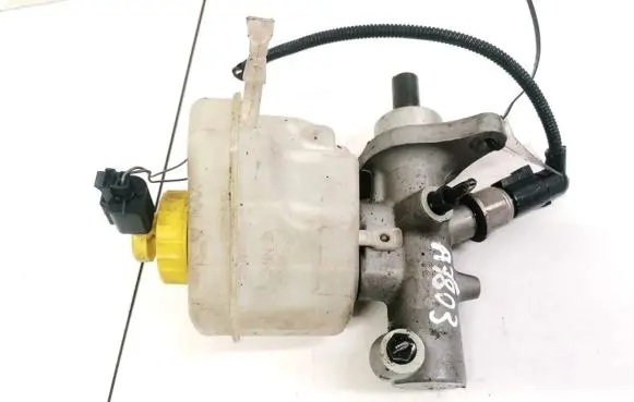 Volkswagen Touareg I Master brake cylinder