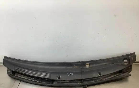 Toyota Yaris Wiper trim 557820D100