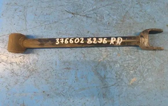 Toyota Venza Rear control arm 4873048160