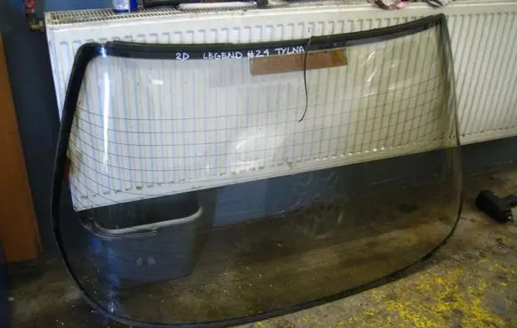 Honda Legend Rear windscreen/windshield window 