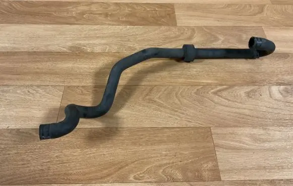 BMW 5 E60 E61 Engine coolant pipe/hose