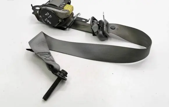 KIA Carens I Front seatbelt FR3SB171 E11045279