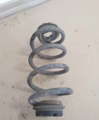 Nissan Qashqai Rear coil spring