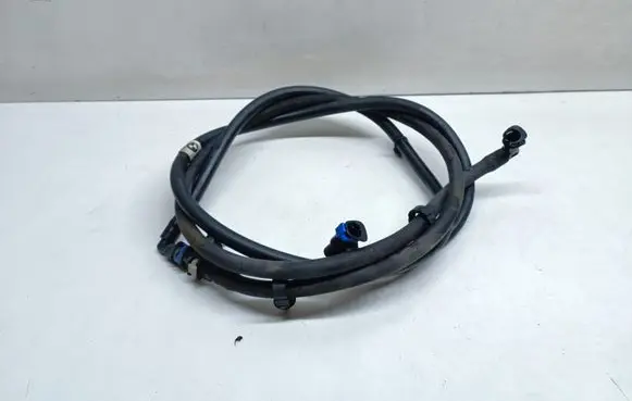 BMW X6 M Headlight washer hose/pipe 7172484 61667172484