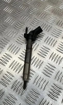 Mercedes-Benz ML W164 Fuel injector A6420701987