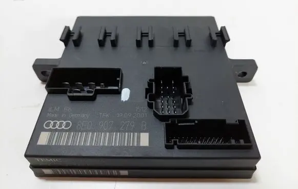 Audi A4 S4 B6 8E 8H Comfort/convenience module 8E0907279B