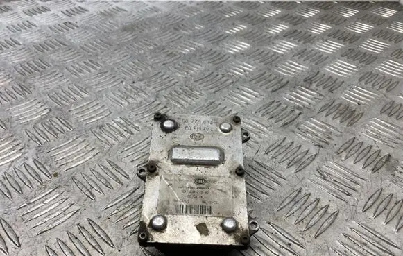 Mercedes-Benz E W211 Xenon control unit/module 5DF00827950