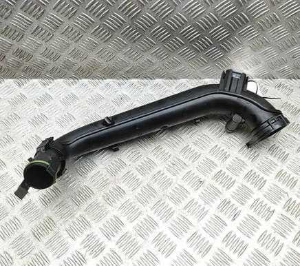 Cupra Formentor Intercooler hose/pipe 04E145673P 04C906051