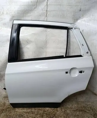 Suzuki SX4 S-Cross Rear door 