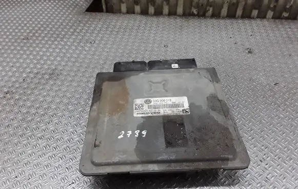 Volkswagen PASSAT B6 Engine control unit/module 03G906018 5WP45500AC