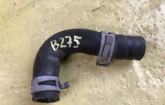 Mercedes-Benz B W245 Engine coolant pipe/hose A6402033282