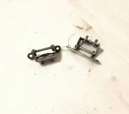 Subaru Forester SJ Tailgate/trunk/boot hinge
