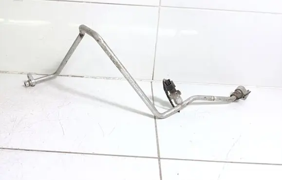 Renault Zoe Air conditioning (A/C) pipe/hose 924489058R