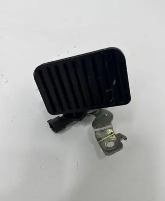 Opel Corsa E Horn signal 13489938