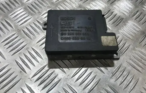 Mercedes-Benz E W124 Airbag control unit/module 0285001050 0038200610
