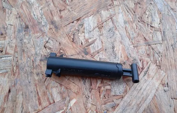 BMW 1 E81 E87 Glovebox shock absorber 51169136580 9136580