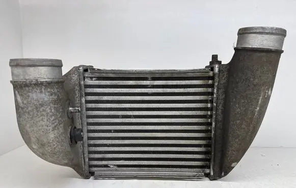 Audi RS6 Intercooler radiator 077145805F