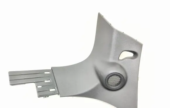 (D)pillar trim (top)