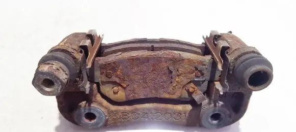 Hyundai Tucson JM Rear brake caliper bc412031