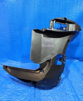 Volkswagen Touareg III Front bumper corner part panel trim 760807883E
