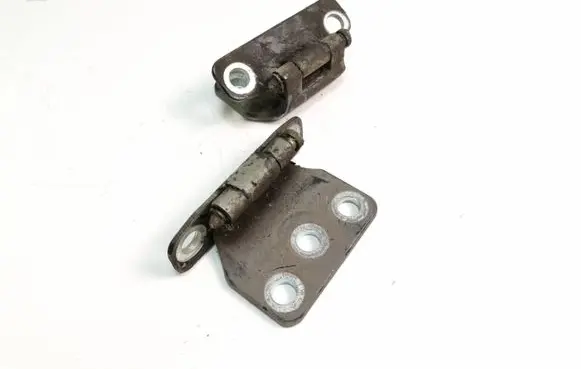 Volvo XC90 Tailgate/trunk/boot hinge 30684334