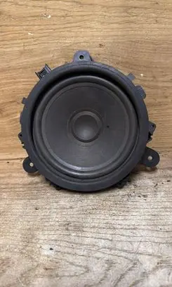 Volvo XC90 Front door speaker 30797139