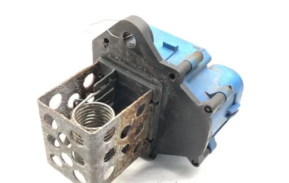 Peugeot Partner Fan control module 9662240180