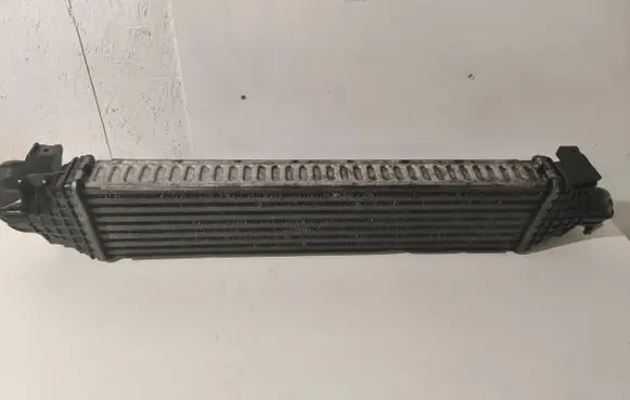Ford Focus C-MAX Intercooler radiator 3M5H9L440AD 16DFC200323