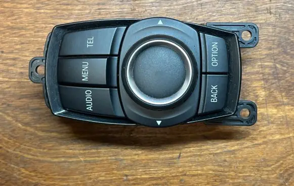 BMW 3 F30 F35 F31 Head unit multimedia control 9317695 033623201 140426R02