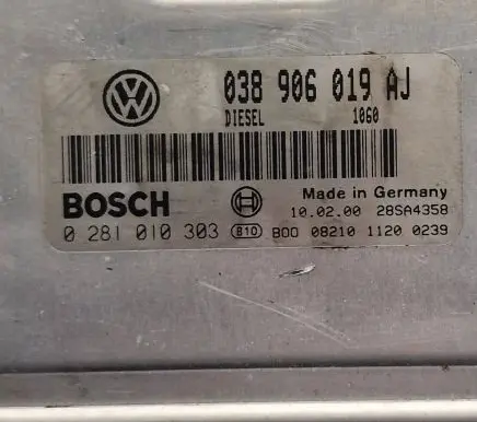 Volkswagen PASSAT B5.5 Engine control unit/module 0281010303 038906019AJ 28SA4358