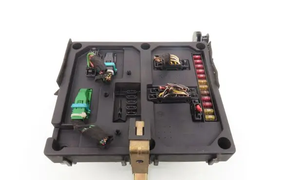 Ford Galaxy Central body control module 7M0962258F S108145300F 97VW14B205CB